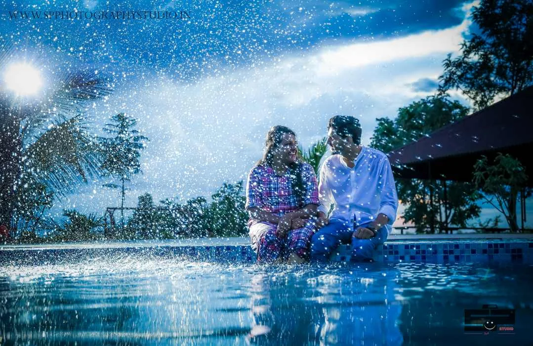 Pre wedding photoshoot price sales